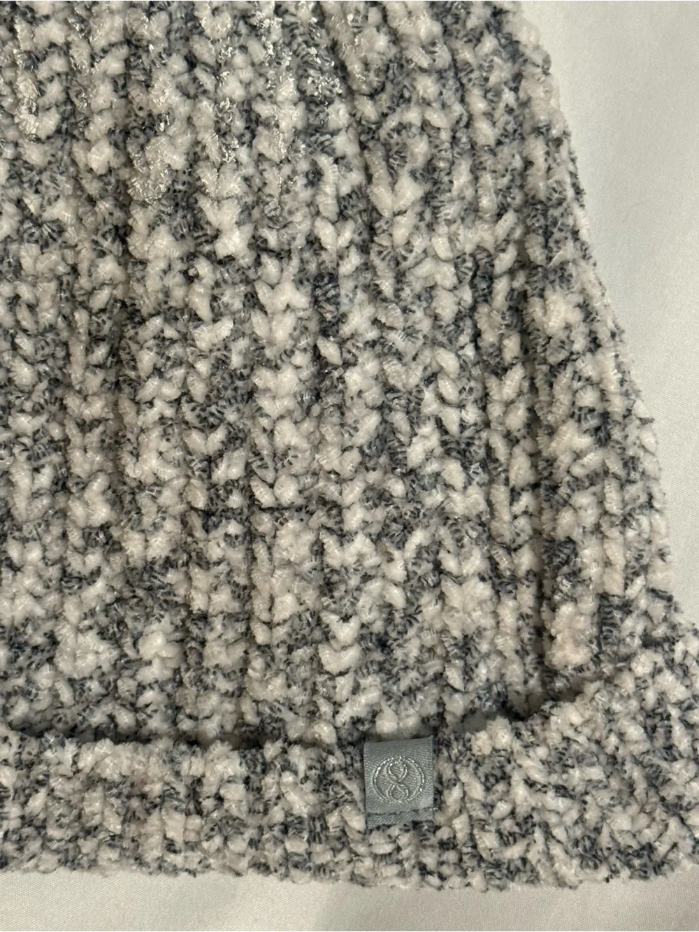 Layer 8 Chenille Gray and White Marled Knit Beanie